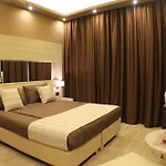 Hotel In 3*