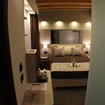 Hotel In