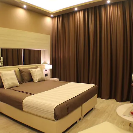 Hotel In 3*