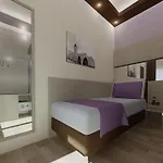 Ξενοδοχείο In