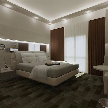 In Hotel 3*